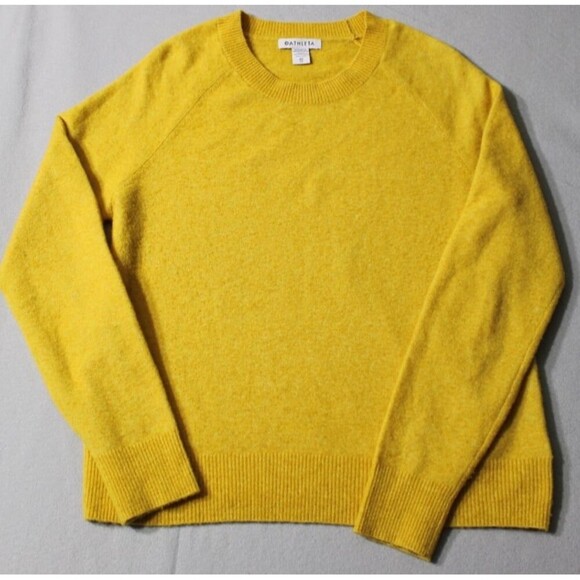 Athleta Sweaters - ATHLETA Hawthorne Pyramid Gold color Sweater | Size XS